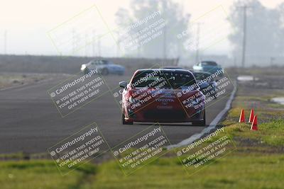 media/Jan-18-2026-CalClub SCCA (Sun) [[8bc6468723]]/Group 7 Race/Turn 1/